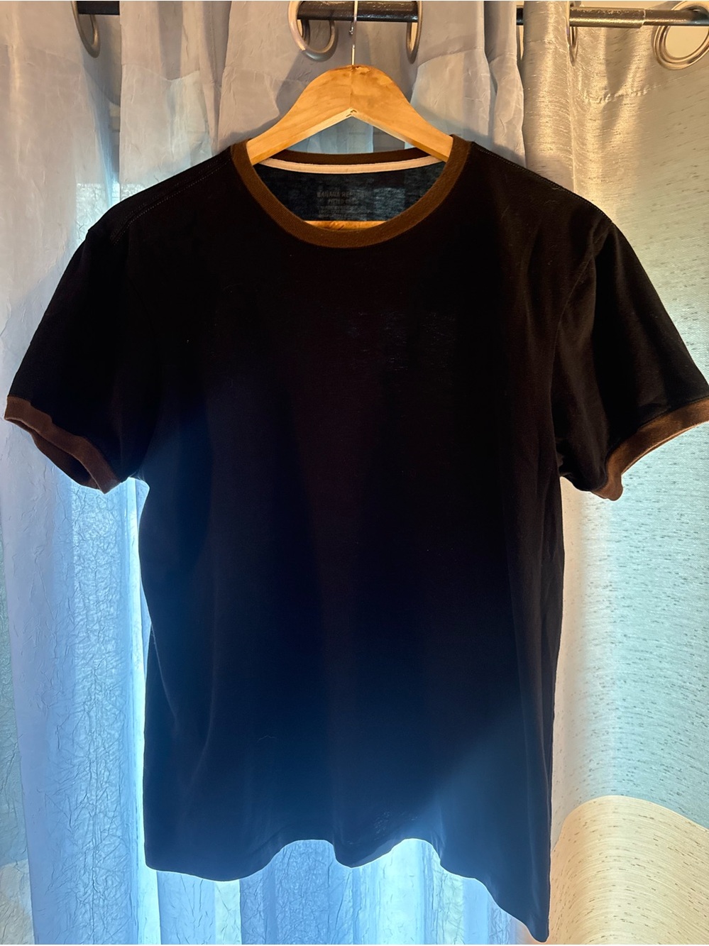 Banana Republic Black Short-Sleeve Ringer Tee with Brown Trim